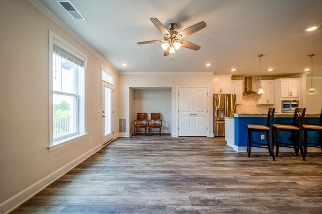 Building Photo - Modern Kincora Townhome-Style Condo | 3 Bedrooms | EV Charging | Backing to 165 Acres of Conserva...