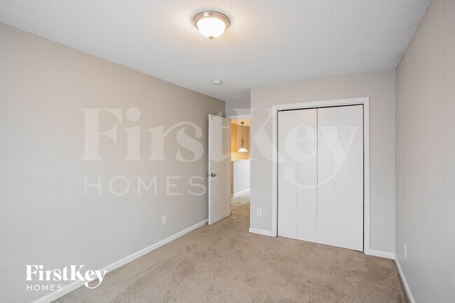 Building Photo - 1353 Cypress Dr