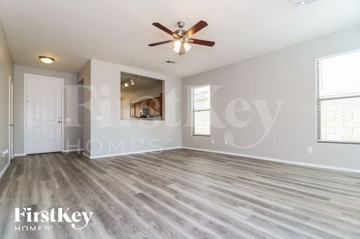 Building Photo - 11759 W Hopi St