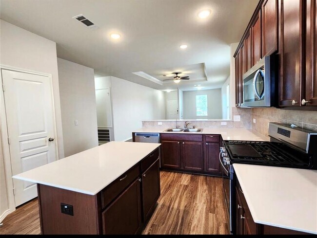 Building Photo - 24106 Silver Sunset Ln