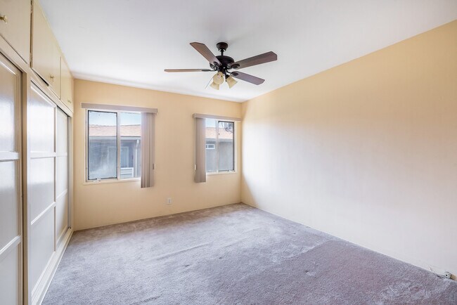 Building Photo - 227 W Alameda Ave