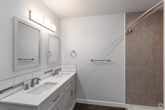 3BR, 2.5BA - 1,678SF - 6th & Pines Townhomes