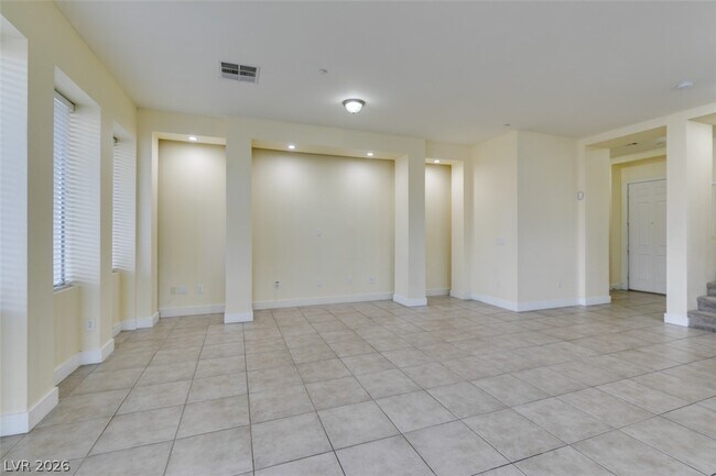 Building Photo - 228 Frapuccino Ave