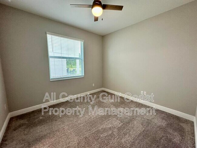 Building Photo - 8131 Tea Olive Ter