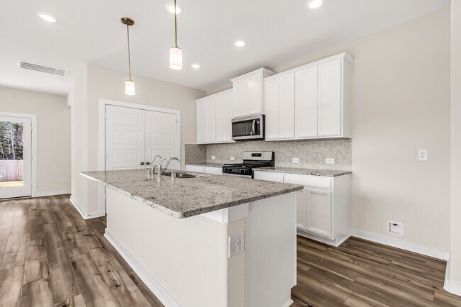 Building Photo - 17925 Canopy Trce Ct