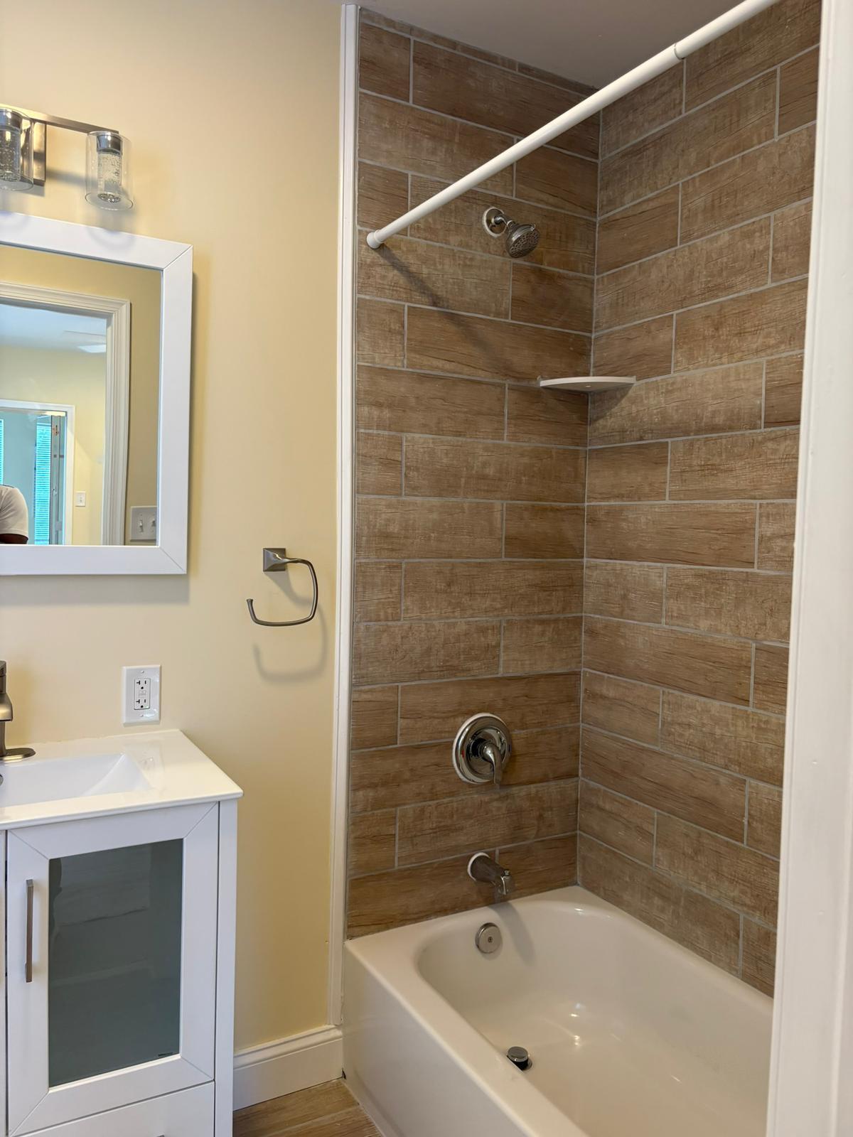 Building Photo - 1729 N Caroline St