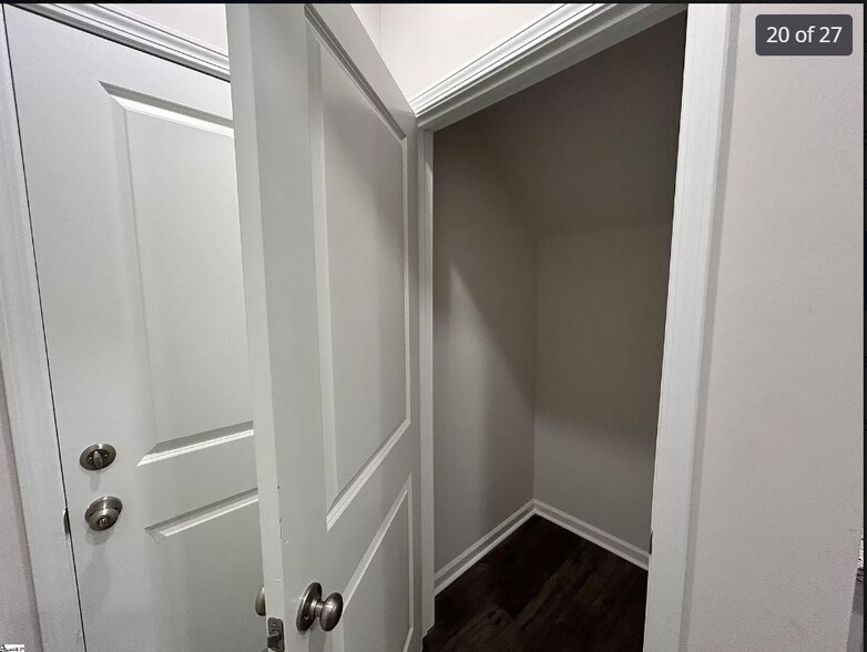 Building Photo - 3062 Hillgate Trl