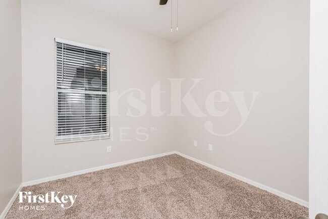 Building Photo - 9204 Waterbird Dr