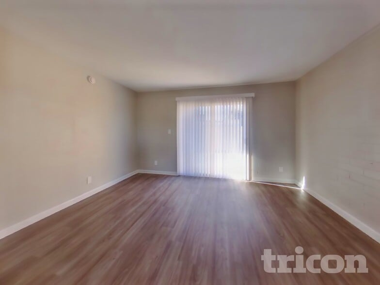 Building Photo - 3721 W Seldon Ln