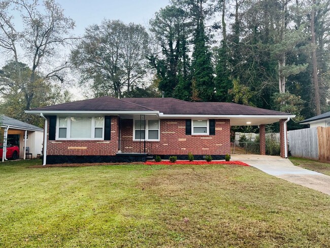 Primary Photo - Charming Mid-Century 2BR/2BA Brick Home in...