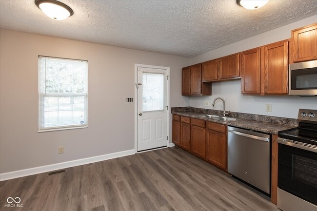 Building Photo - 2099 Galaxy Dr