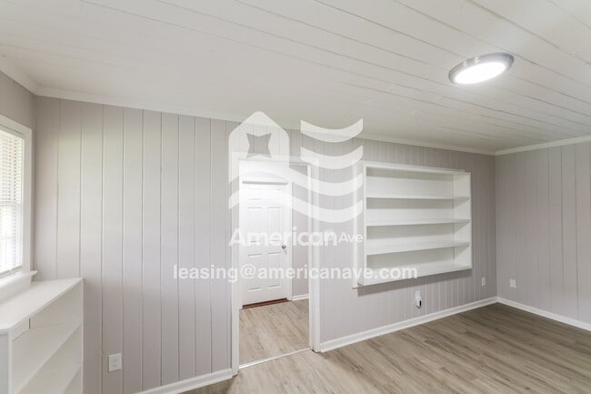 Building Photo - 4616 Highpoint Dr