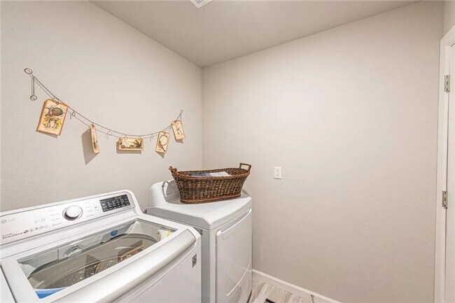 Building Photo - New Build for Rent in West Fayetteville