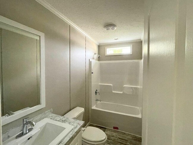 Building Photo - 8740 Breinig Run Cir