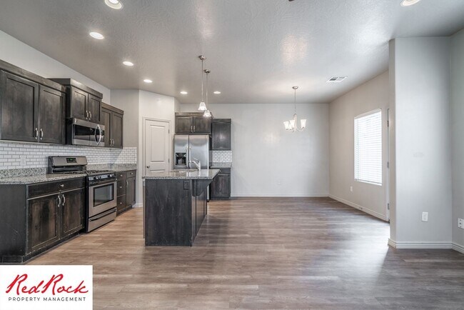 Building Photo - 4 Bedroom Home In The Villas At Sienna Hills
