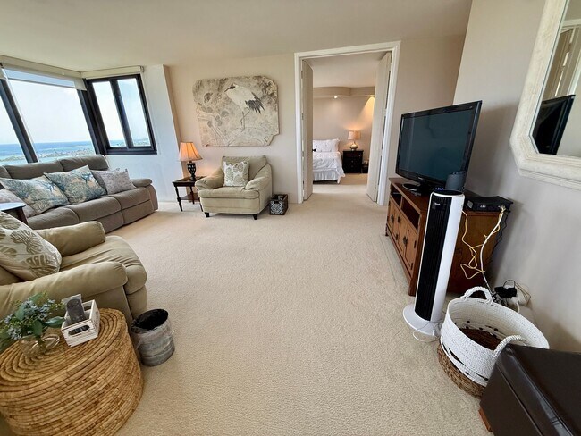 Building Photo - Fully Furnished Condo with the  Best Views and Amenities in Hawaii Kai