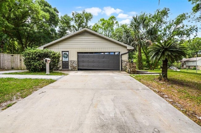 Building Photo - 889 Torchwood Dr