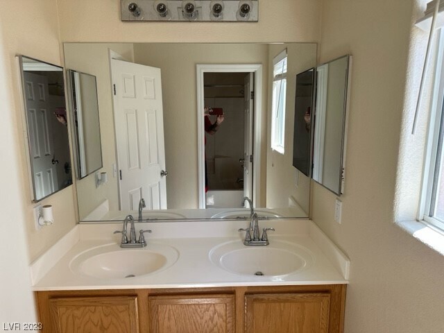 Building Photo - 9461 Havasu Canyon Ave