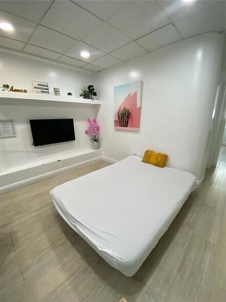 Building Photo - 540 Washington Ave