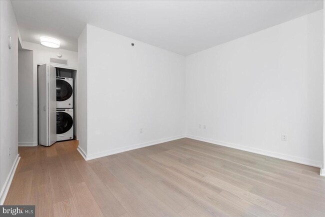 Building Photo - 2101 Market St