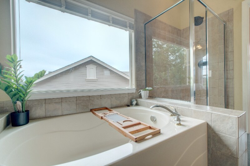 Building Photo - 8677 Roaring Fork Dr