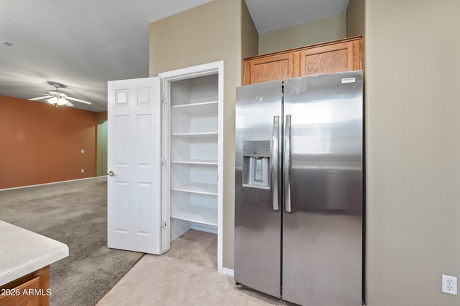 Building Photo - 10870 W Chase Ln