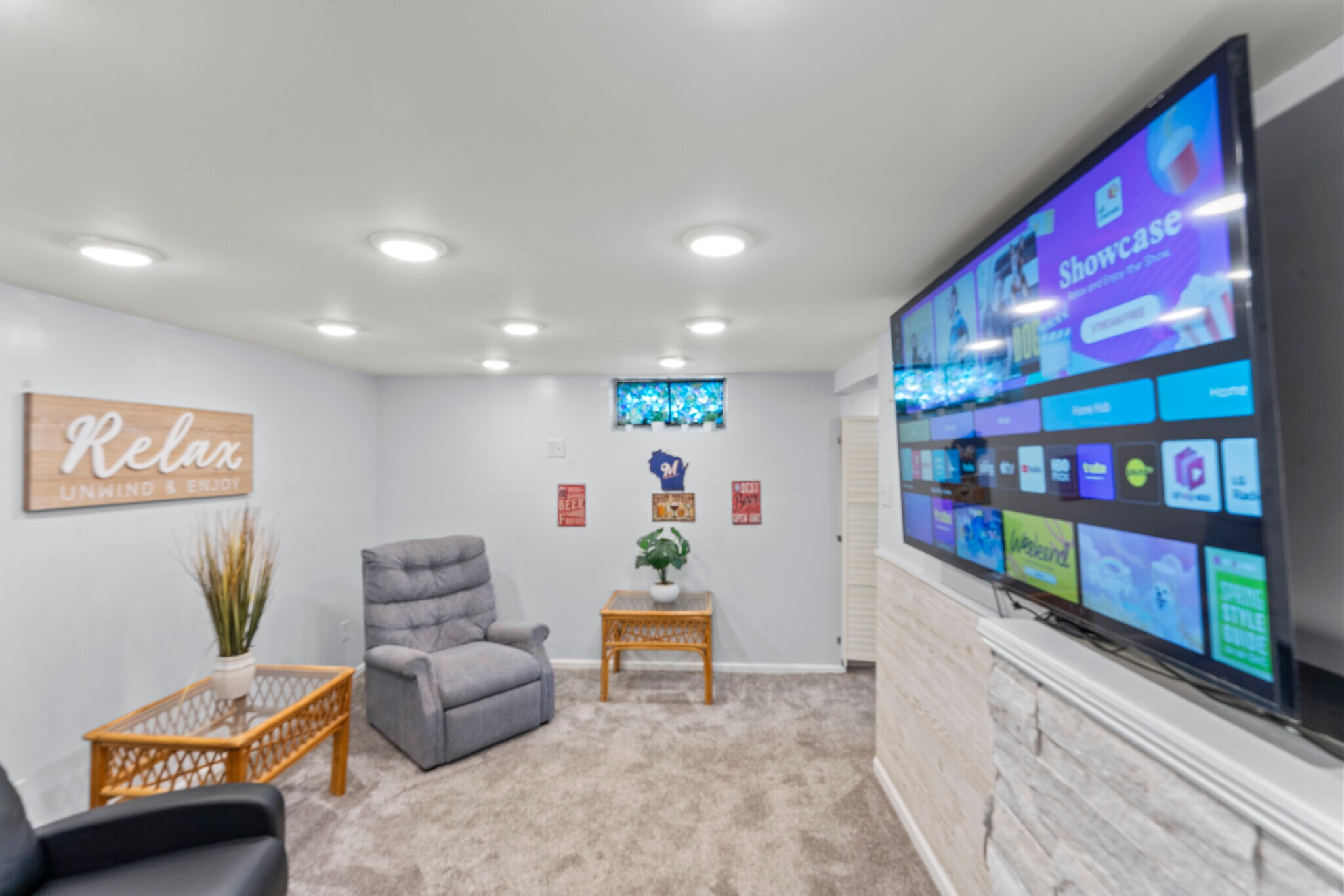 Lower Level Family Room - 2515 E Crescent St