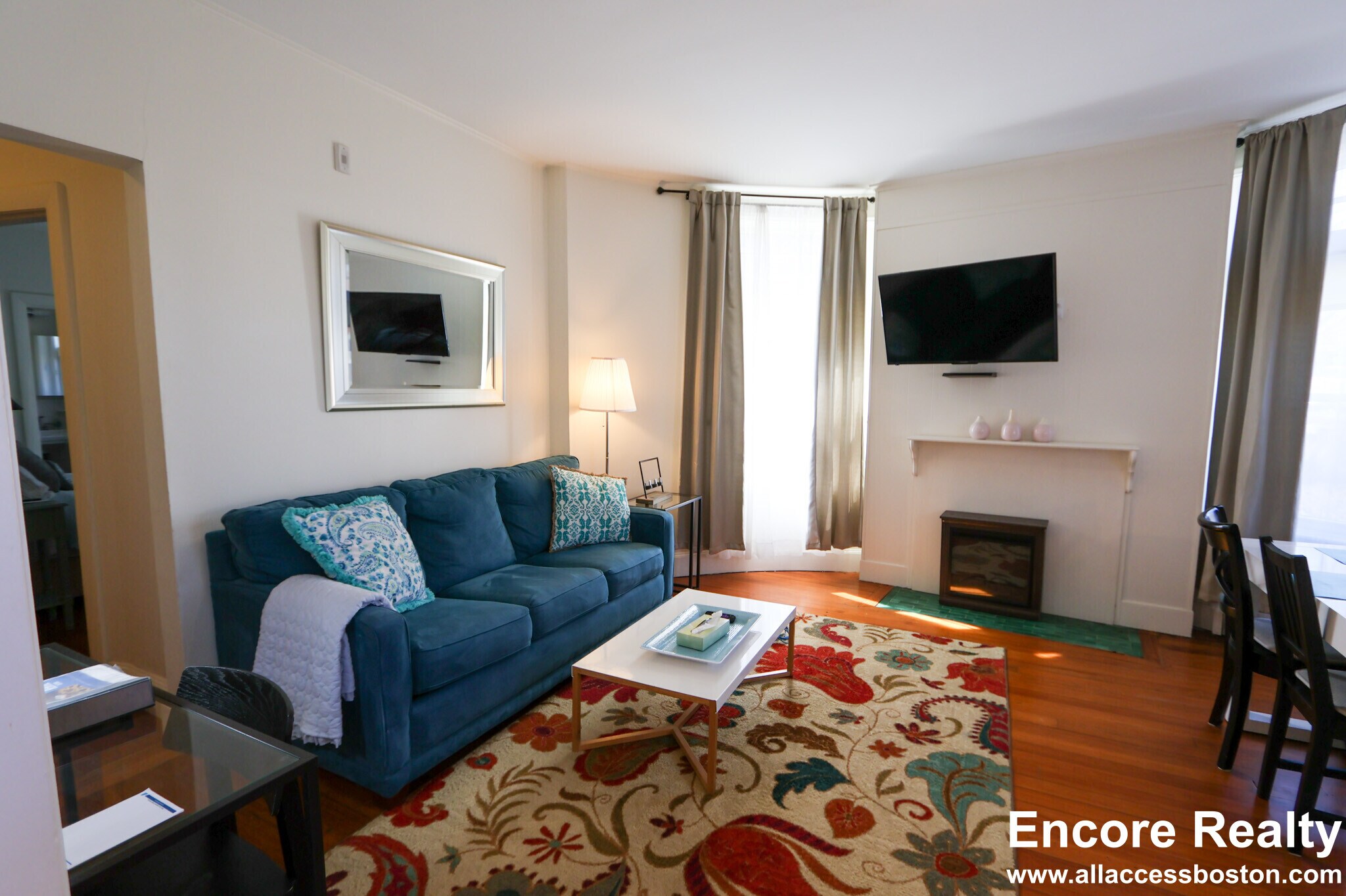 Building Photo - 1874 Beacon St