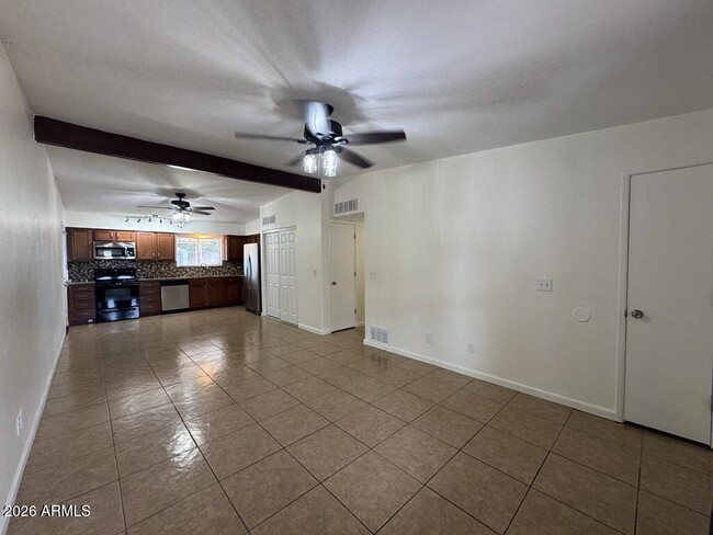 Building Photo - 860 Catalina Dr