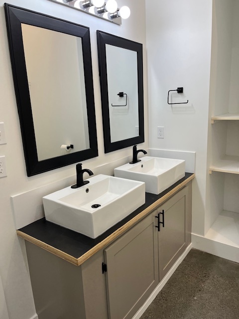 double vanity - 330 S Cherry St