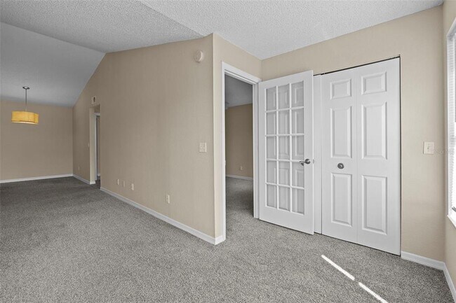 Building Photo - 5160 Conroy Rd
