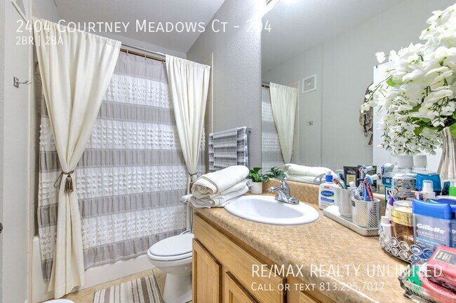 Building Photo - 2404 Courtney Meadows Ct
