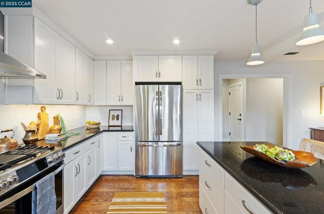 Building Photo - 4239 Gregory St