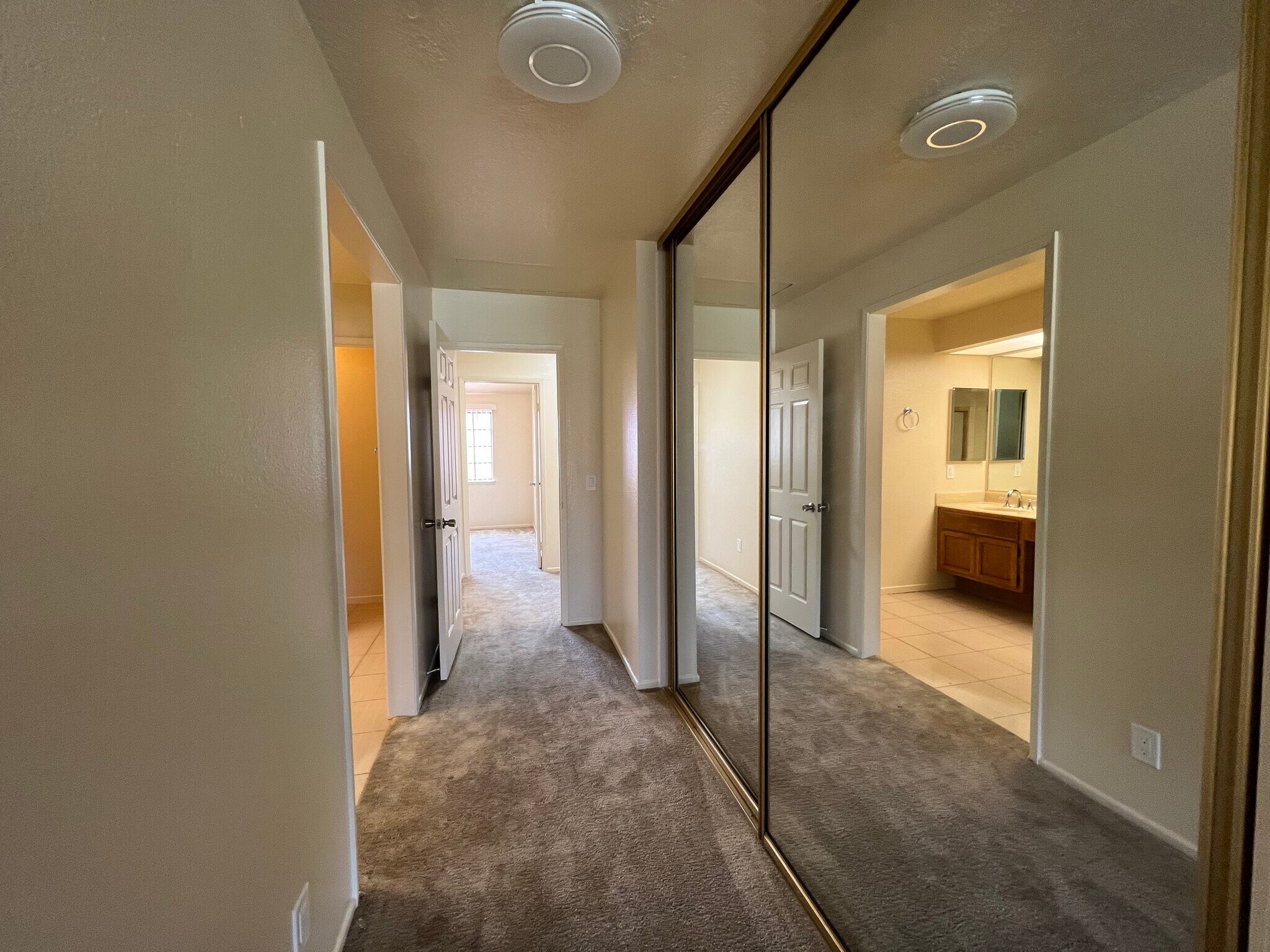 Building Photo - 3652 Agate Way