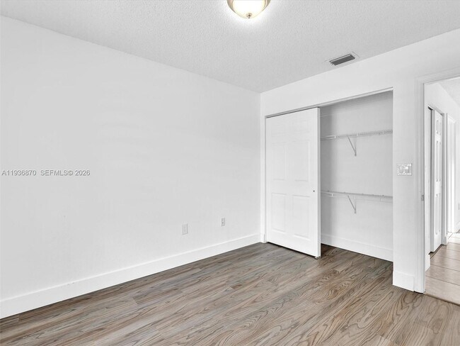 Building Photo - 4147 Sapphire Terrace