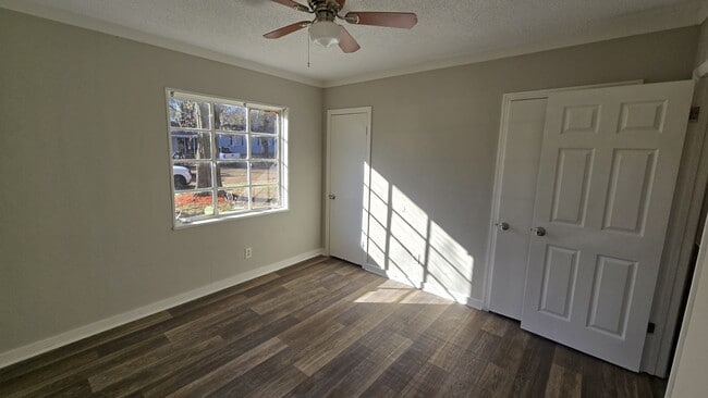 Building Photo - 512 Woodward Ave