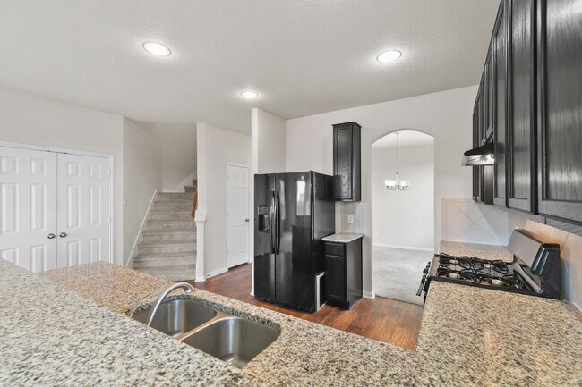 Building Photo - 3011 Tandem Ct