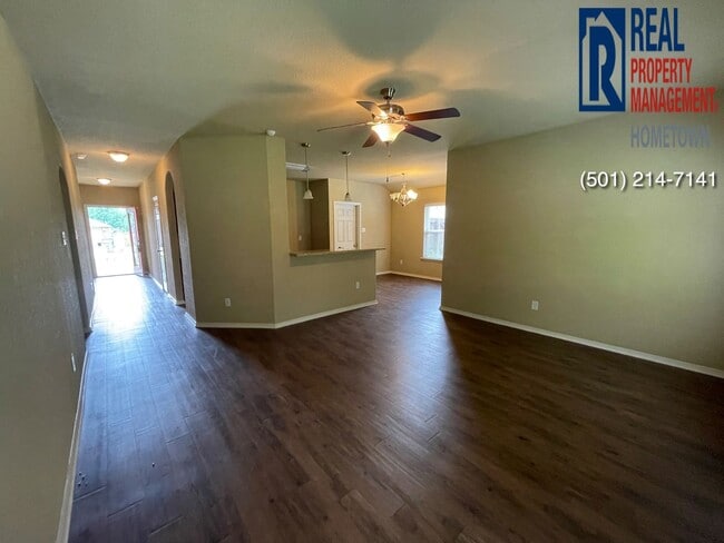 Building Photo - 2064 Fern Valley Dr