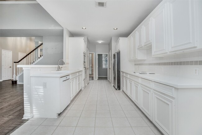 Building Photo - 122 Crystal Reef Dr