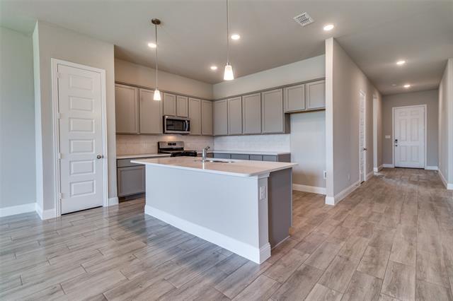 Building Photo - 1319 Beach Blvd