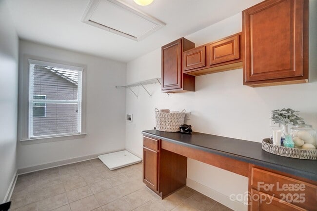 Building Photo - 5006 Sand Trap Court