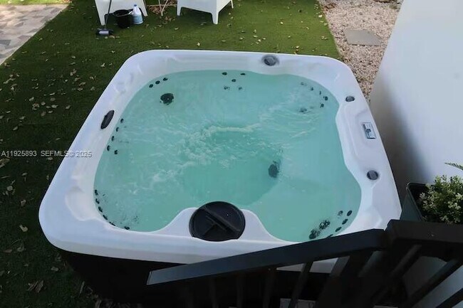 Building Photo - 2171 NW 49th St