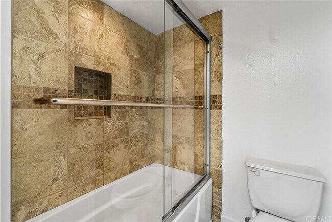 Building Photo - 22317 Vista Verde Dr