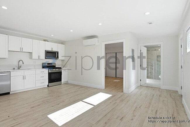 Building Photo - 290 E Marker St