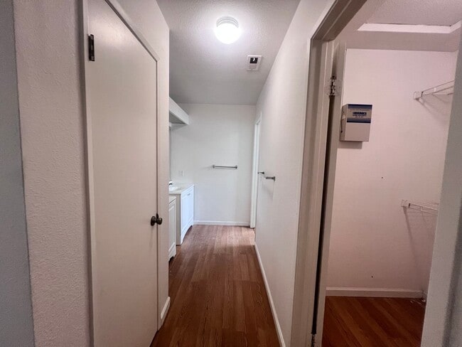 Building Photo - Two Story 3 Bed/Bath Single Family Home In Milpitas, Ca. For Rent!!! $500 OFF FRIST MONTHS RENT!