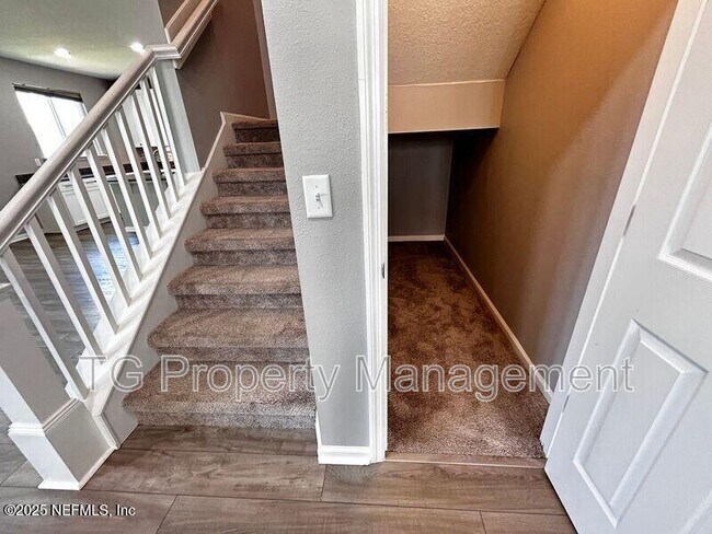 Building Photo - 11646 Pacific Dogwood Ct