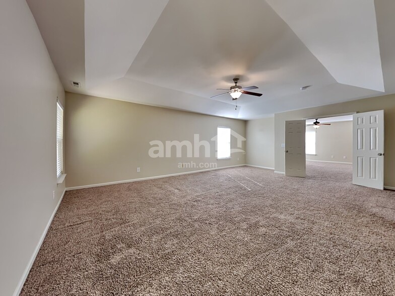 Building Photo - 127 Salt Meadow Ln
