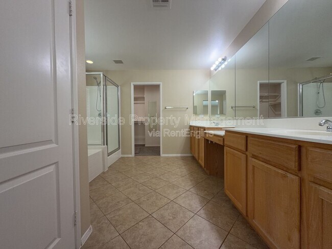 Building Photo - 3882 Strand Way