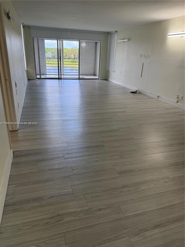 Building Photo - 804 Cypress Blvd
