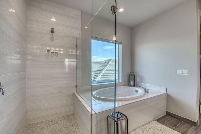 Building Photo - 12644 Nautilus Cir
